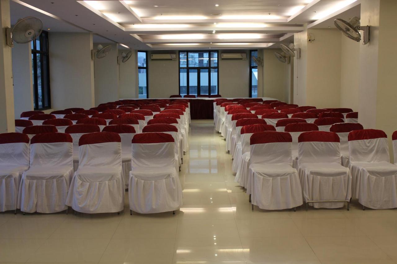 Hotel Park Regency Gorakhpur Exterior foto